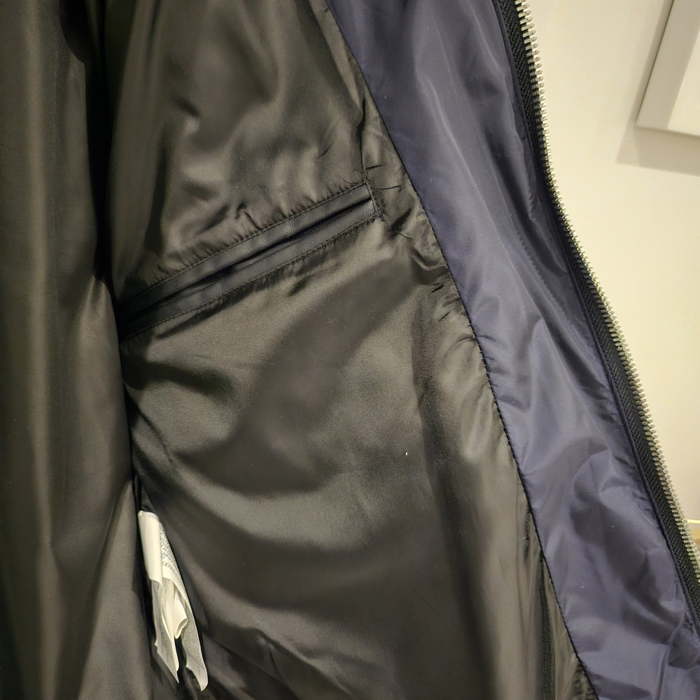 Zara Men's Quilted Black and Navy Jacket - Picture 7 of 10